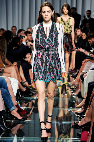 <strong>LOUIS VUITTON