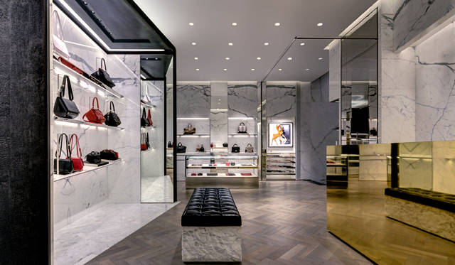 <strong>GIVENCHY BY RICCARDO TISCI｜日本初の路面旗艦店が表参道にオープン</strong>　