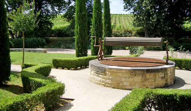 <strong>HACCI｜ハッチ</strong>　フランスの「PHYT’S（フィッツ）研究所」