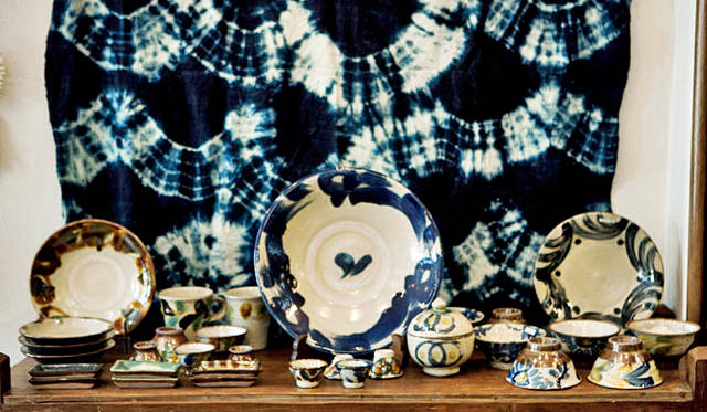 <strong>手しごと</strong>　時代とともに廃（すた）れてしまう日本の手仕事を守り、育てる活動を行う「手仕事フォーラム」の活動の一環としてオープン