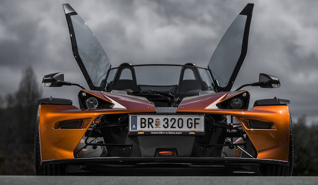 047_ktm_x_bow_gt KTM X-BOWのスタイリングはキスカ・デザインが手掛けたもの。同社はこのモデルだけでなく、オートバイ全般はもちろん、社屋や印刷物まで含めてKTMのデザインに関わる