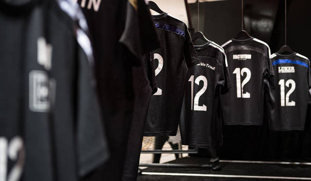 <strong>ISETAN｜伊勢丹</strong>　伊勢丹新宿店本館1階＝ザ・ステージ「adidas enjin collection」特設ブース