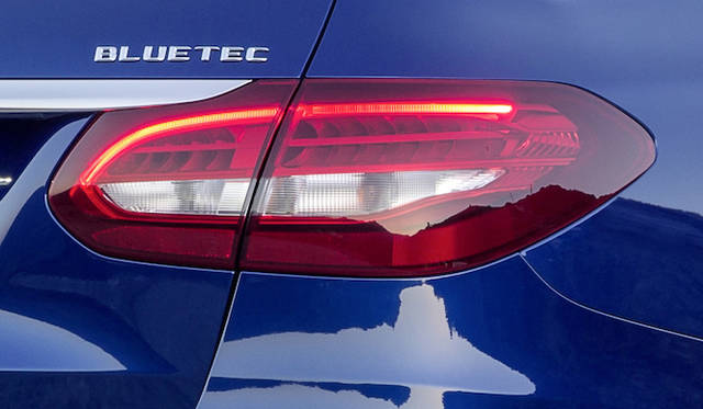 mercedes_benz_c_250_stationwagon_blue_tec_18