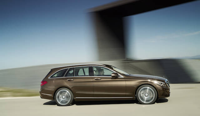 mercedes_benz_c_300_stationwagon_blue_tec_hybrid_03