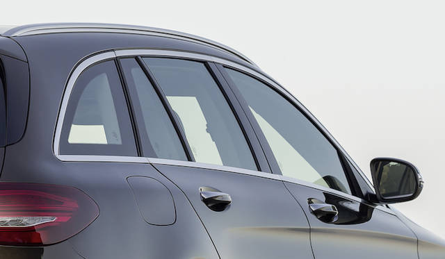 mercedes_benz_c_300_stationwagon_blue_tec_hybrid_26