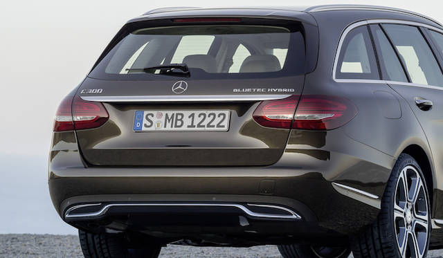 mercedes_benz_c_300_stationwagon_blue_tec_hybrid_21