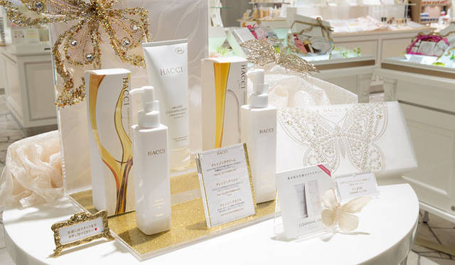 <strong>HACCI｜ハッチ</strong>　HACCI渋谷ヒカリエShinQs店