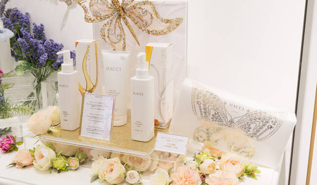 <strong>HACCI｜ハッチ</strong>　HACCI西武池袋本店