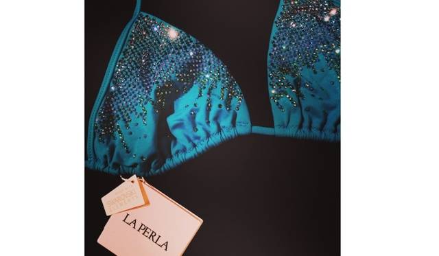 <strong>LA PERLA｜夏到来！ラ ペルラ銀座路面店にてビーチフェア開催</strong>　ビキニトップ　4万5000円（税抜き）