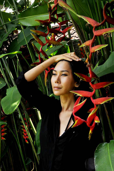 <strong>FLOWARTS YOGA</strong>　「Detox&Energy charge Yoga Retreat.vol2」開催　モンセラート東エマ（Emma Higashi Monserrat）さん