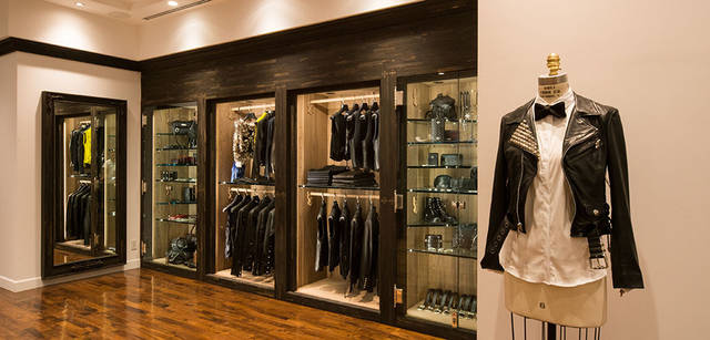 <strong>CHROME HEARTS｜クロムハーツ</strong>　「CHROME HEARTS FUKUOKA（クロムハーツ フクオカ）」1階
