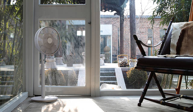 ホワイト×シャンパンゴールド（オンラインストア限定）