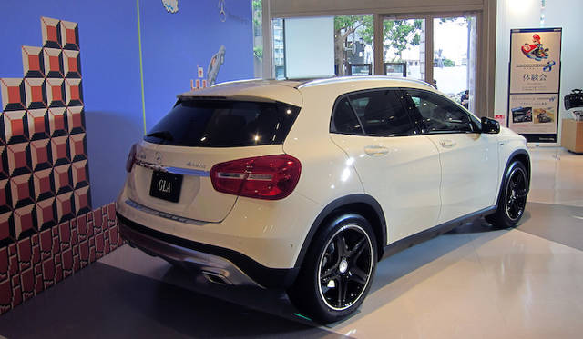 mercedes_benz_gla_029l