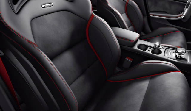 mercedes_benz_gla_45_amg_adition_08 写真は本国仕様(日本仕様は右ハンドルのみ)