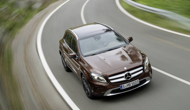 mercedes_benz_gla_220_cdi_4matic_03 写真は本国仕様