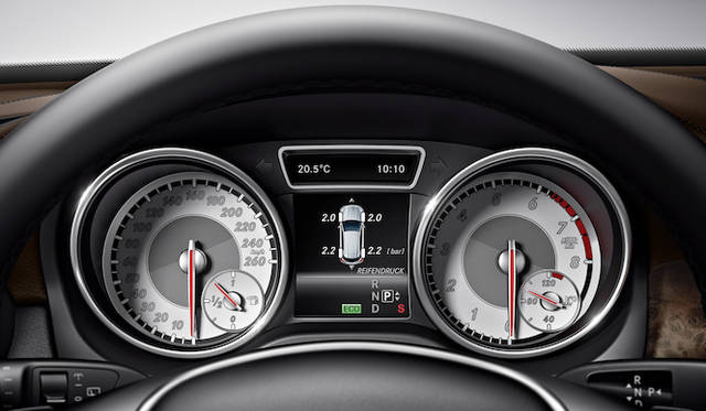 mercedes_benz_gla_class_09 写真は本国仕様