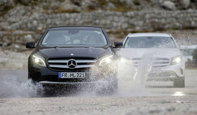 mercedes_benz_gla_class_17 写真は本国仕様