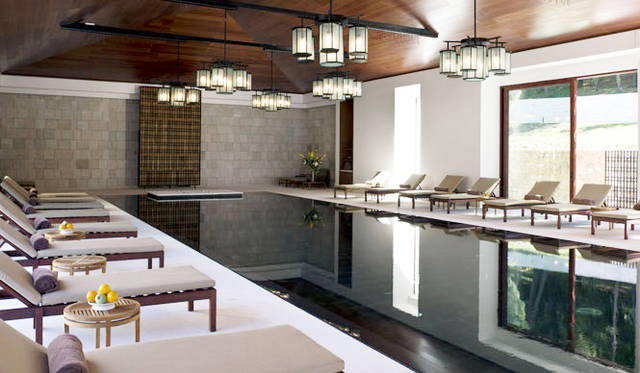 <strong>Amanresorts｜アマンリゾーツ</strong>　モンテネグロ「アマン・スベティステファン」アマンスパ　Indoor Pool