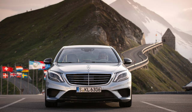 13_mercedes_benzs63_amg