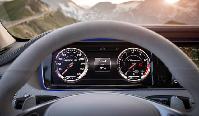 19_mercedes_benzs63_amg