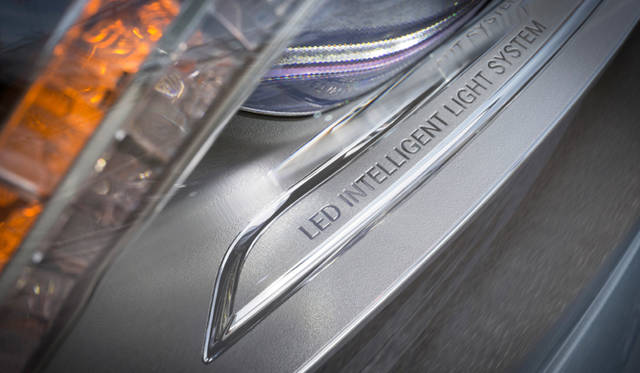 37_mercedes_benzs63_amg