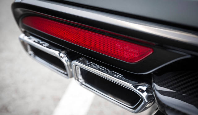 38_mercedes_benzs63_amg