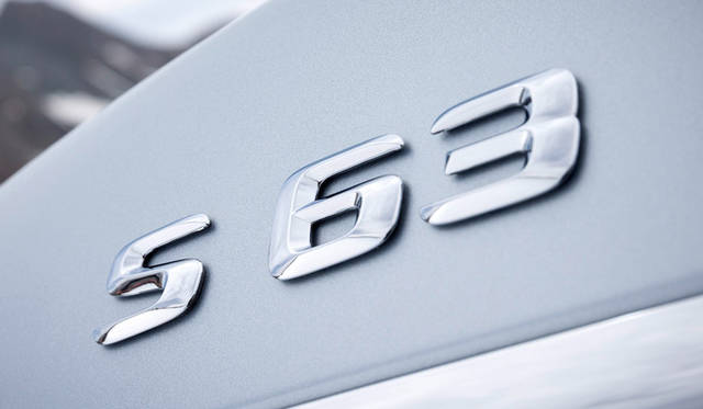 39_mercedes_benzs63_amg