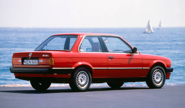 E30型と呼ばれる、2代め3シリーズ