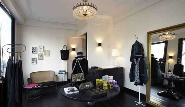 <strong>Rika｜デザイナー兼編集長 ウルリカ・ラングレンにインタビュー</strong>　メゾン リカ