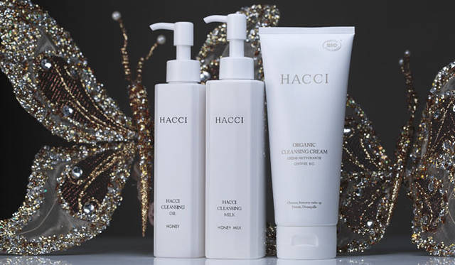 <strong>HACCI｜ハッチ</strong>　ビューティジャーナリストSAKURAの“3つのクレンジング”インプレッション