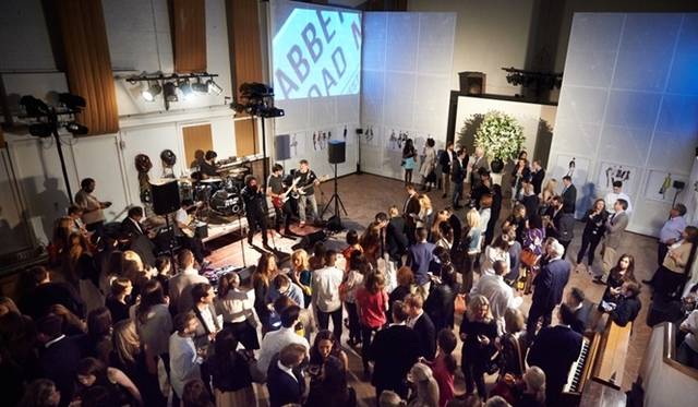 <strong>RALPH LAUREN