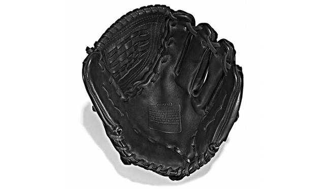 「Bleecker Baseball Glove」ブラック×ブラック 4万3200円