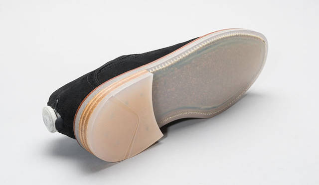 <strong>ISETAN MEN’S｜伊勢丹</strong>　「リーガル 117S」（24.0～27.0cm）5万5000円（税抜）