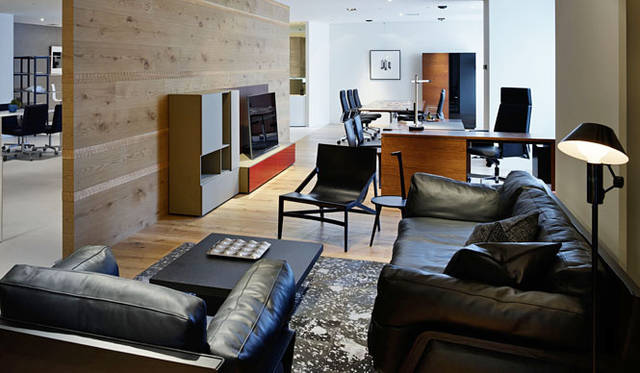 <strong>Cassina ixc.｜カッシーナ・イクスシー</strong>　カッシーナ・イクスシー青山本店3階 リニューアルオープン Photo by Nacása&Partners