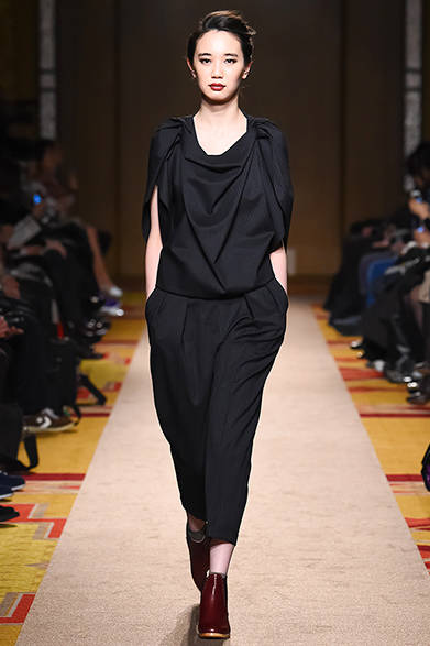 <strong>support surface｜サポート サーフェス</strong>　2014-15年秋冬コレクション