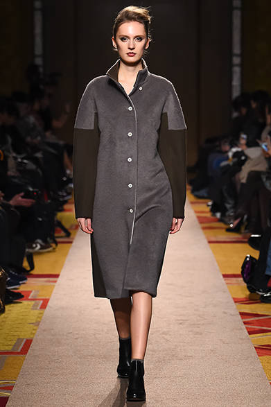 <strong>support surface｜サポート サーフェス</strong>　2014-15年秋冬コレクション