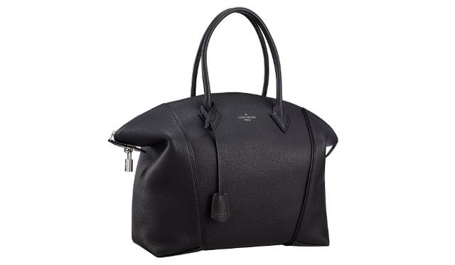 <br />バッグ「ロックイットMM」“ノワール”[W49×H29×D18.5 cm] 47万7360円　© Louis Vuitton