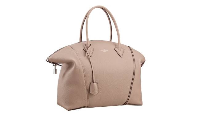 <br />バッグ「ロックイットMM」“ガレ”[W49×H29×D18.5 cm] 47万7360円　© Louis Vuitton