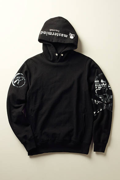 <strong>MASTERMIND JAPAN（マスターマインド・ジャパン）</strong>　スウェット3万9900円［阪急メンズ東京限定］ （マスターマインド・ジャパン／阪急メンズ東京4階 ガラージュ D.エディット）※7月5日（土）発売予定