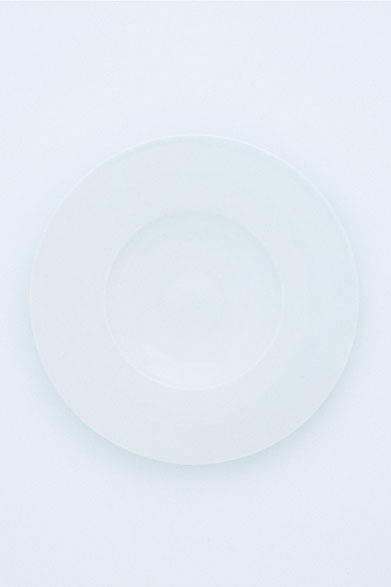 <strong>「MINGEI meets DESIGN」五十嵐元次×角田陽太</strong>　白磁のうつわ「IGARASHI/KAKUDA」