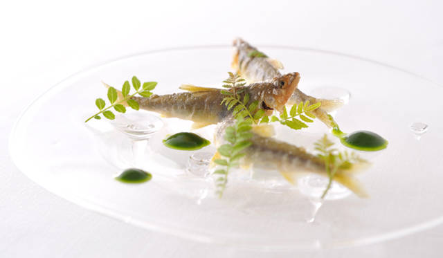 14位「ナリサワ」