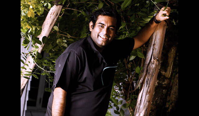 初入賞したレストランの中で最高位を獲得したタイ、バンコック「ガガン」（17位）のガガン・アナンド氏。創造力と遊び心のあるスタイルが人気。