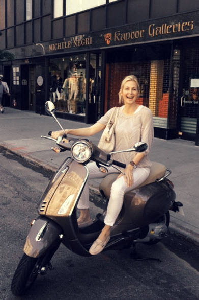 <strong>TOD’S｜トッズ</strong>　デジタルインフルエンサー　Kelly-Rutherford