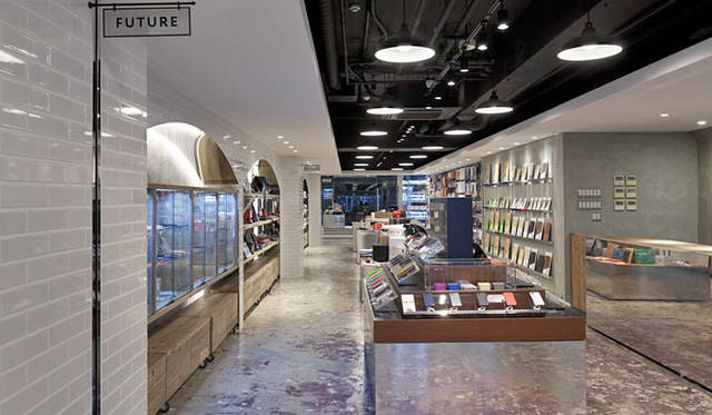 <strong>HYPER MARKET｜ハイパーマーケット</strong>　モバイルアクセサリーのコンセプトショップ「HYPER MARKET（ハイパーマーケット）」