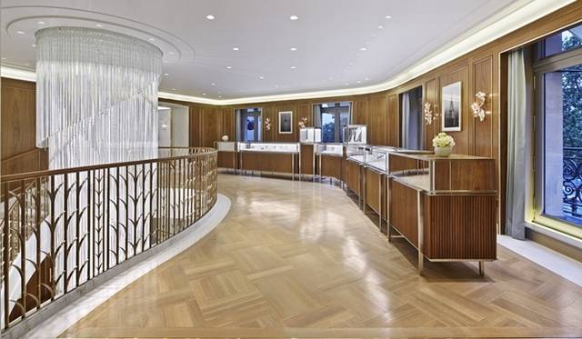 <strong>TIFFANY & Co.｜パリ シャンゼリゼ通りに新旗艦店をオープン</strong>　