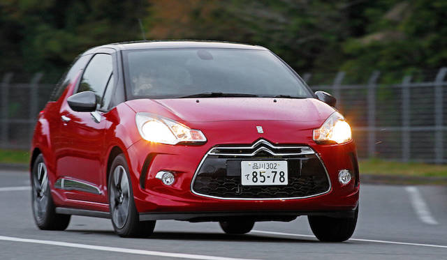 積極的に高回転域を使うと喜ぶエンジンのようで、1.2リッター3気筒で、しかもターボチャージャーをもたないという予備知識がじゃまになるぐらい、力強さすら感じる