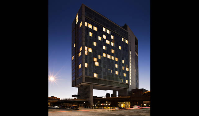 「The Standard High Line NYC」