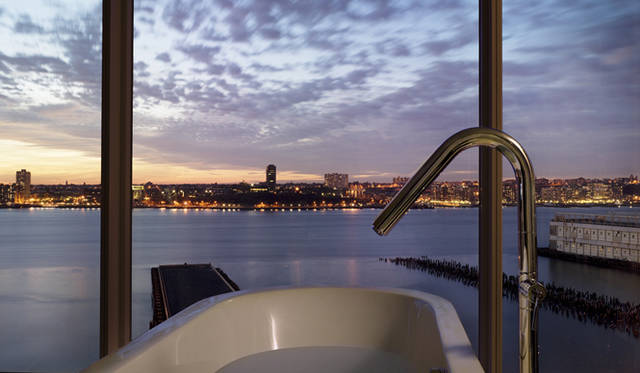 「The Standard High Line NYC」