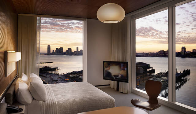 「The Standard High Line NYC」