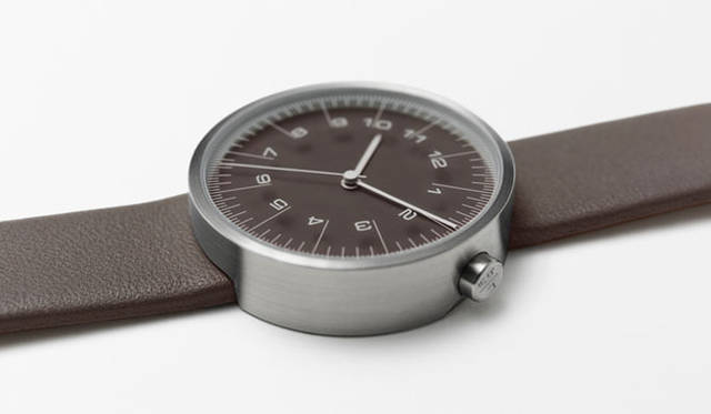 新作腕時計「draftsman」collection /  01. scale　Photographs by Yoshida Akihiro